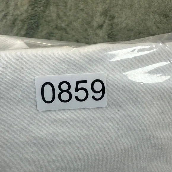 Signature by Levi Strauss & Co Womens Modern Capri White Denim Jeans Size 12 W31 - Picture 10 of 11